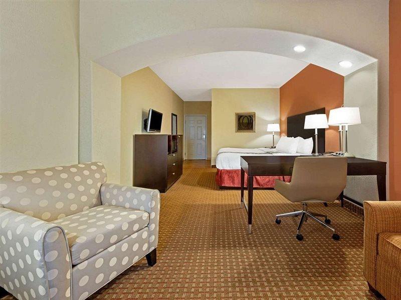 La Quinta By Wyndham Port Arthur Ngoại thất bức ảnh